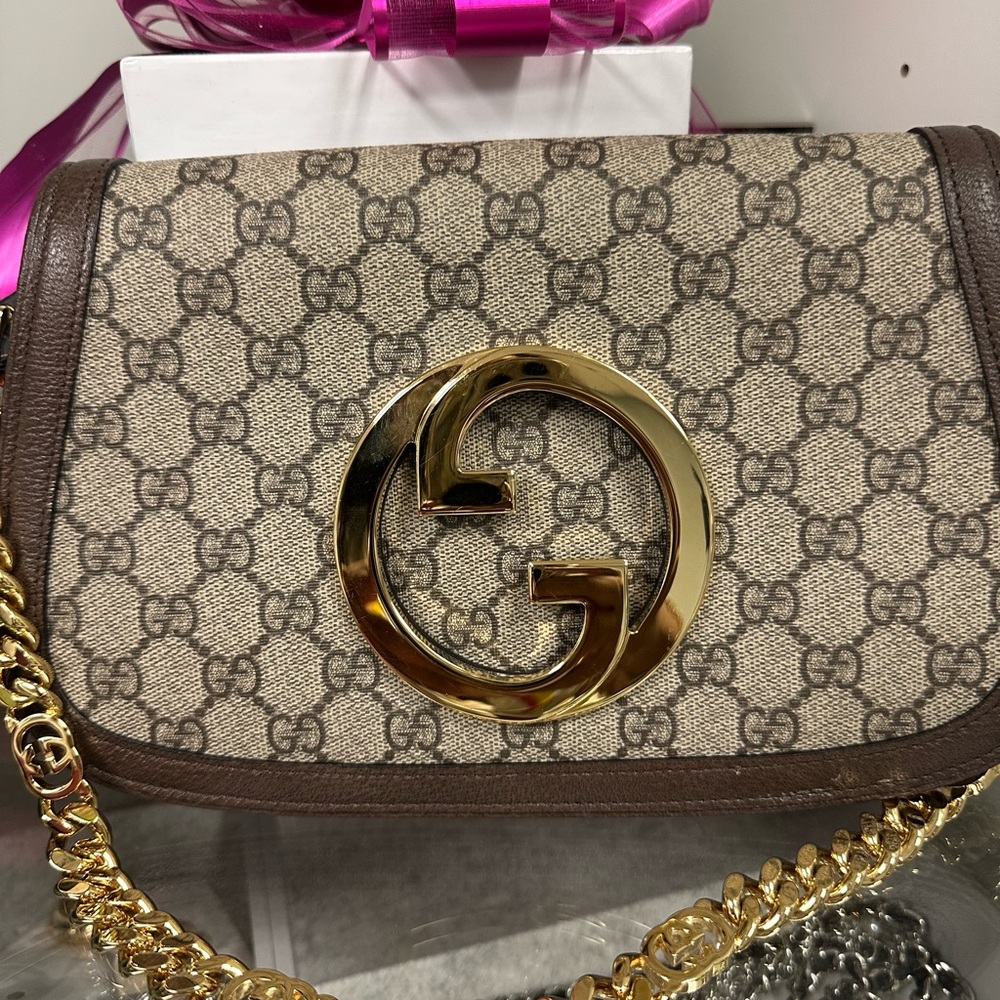 Gucci Blondie GG Brown Crossbody Bag with Gold Chain